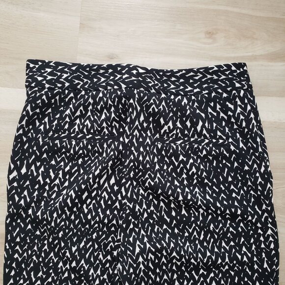 Express Geometric Printed Straight Leg Ankle Trouser Pants Black & White Size 2R - Picture 9 of 11